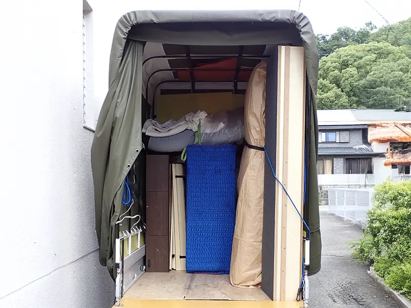 背の高い家財もお任せ